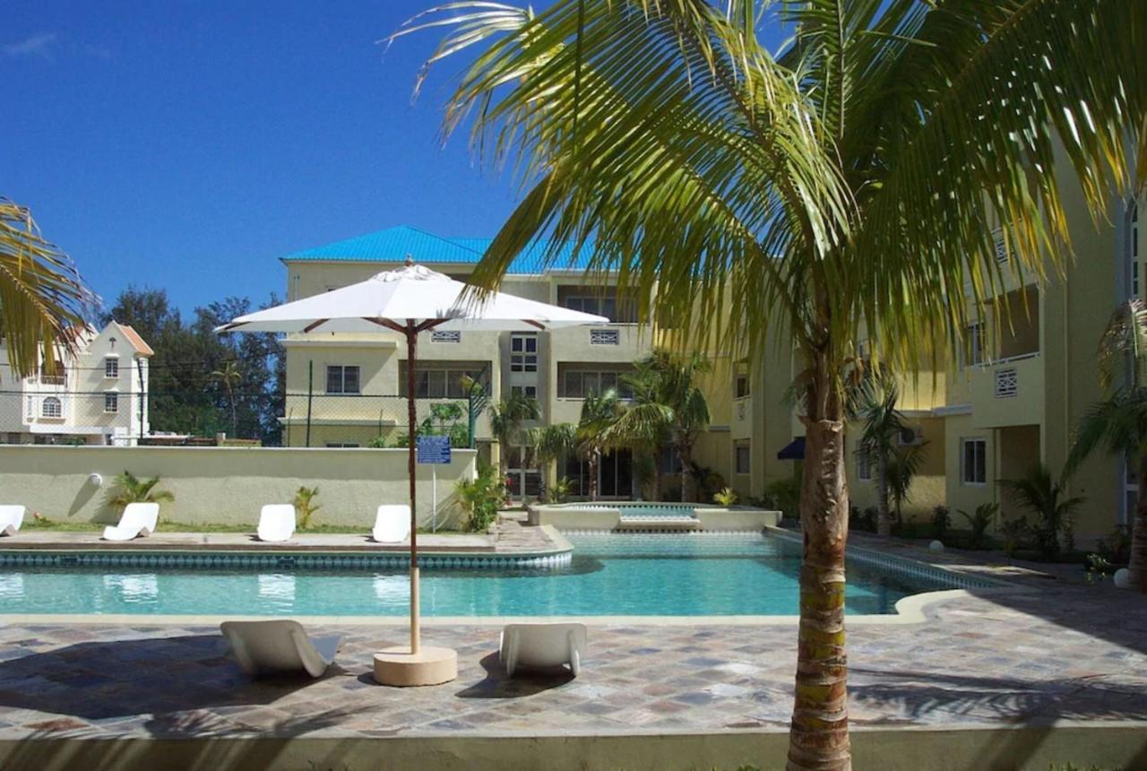 Lovely Apartment In Flic En Flac, Close To The Beach And All Amenities. Exterior foto
